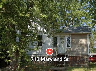 713 Maryland St, Louisiana, MO 63353