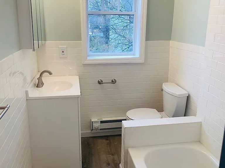327 Market St — Photo 14