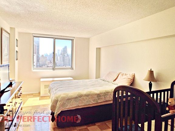 5th image of 345 E 93rd St APT 23G