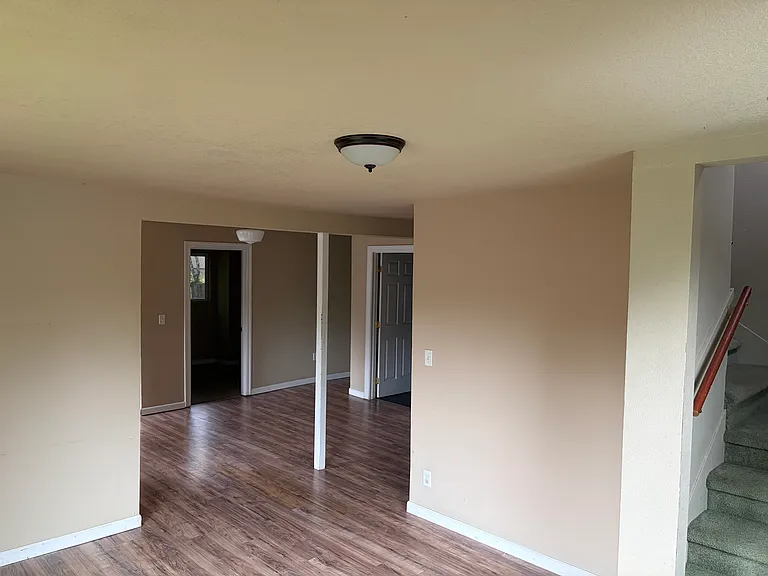 9235 SW 1st Ave — Photo 6