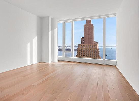 3rd image of 50 West St APT 35B