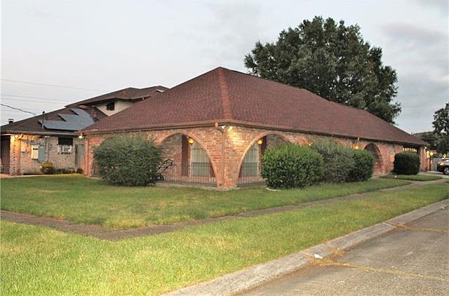 1st image of 4301 Lake Villa Dr
