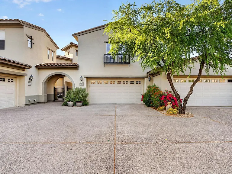 20802 Grayhawk Dr #1087 — Photo 8