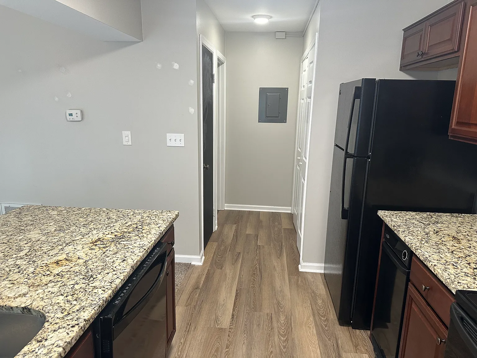 2 bed, 2.5 bath, 1254 sqft, $2,150 — Photo 3