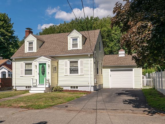 3rd image of 31 Eustis St