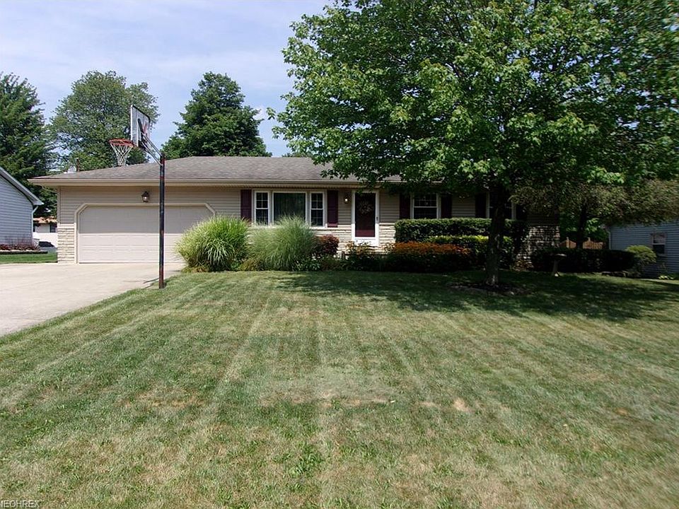 1st image of 610 Dorchester Dr