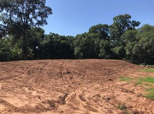 244 Rabbit Trl, Lake Jackson, TX 77566