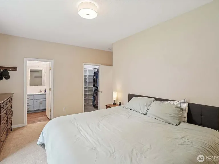9409 NE 41st Ave — Photo 13