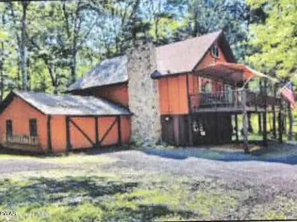 110 Wild Cherry Rd, East Stroudsburg, PA 18301