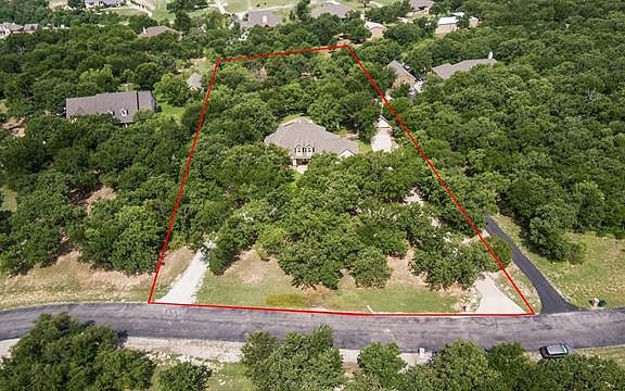 4th image of 649 E Canyon Creek Ln