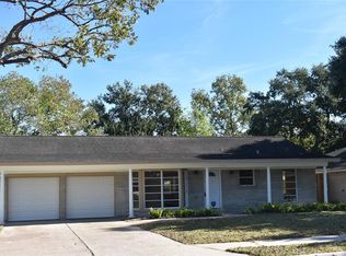 2126 Counter Point Dr, Houston, TX 77055