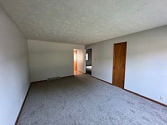 3rd image of 8009 S 48th Ave