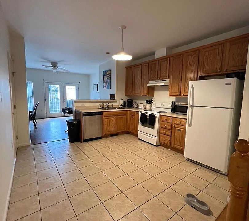 1st image of 2020 N 17th St