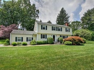 1371 Bronson Rd, Fairfield, CT 06824