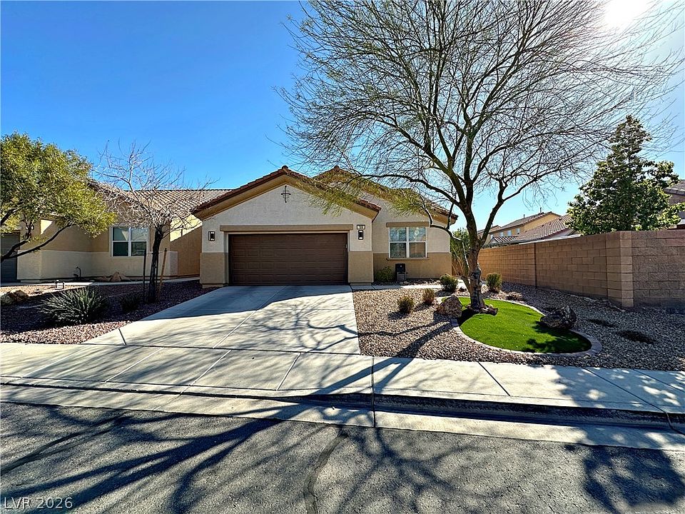 1st image of 169 Canyon Blue Ave