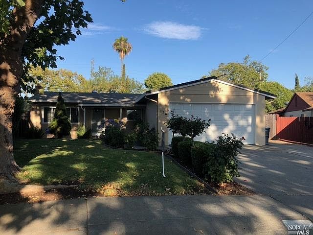 1st image of 136 Muirwood Pl