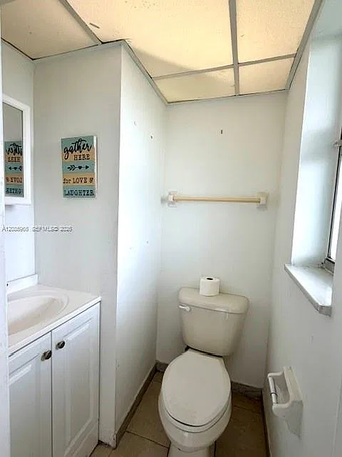 Versailles Gardens Condo — Photo 4