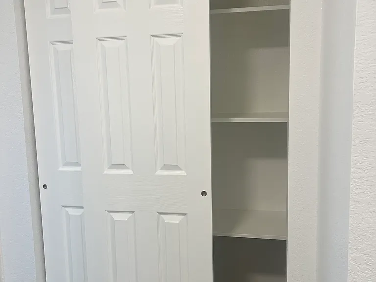 2524 Hill Ave #11 — Photo 7
