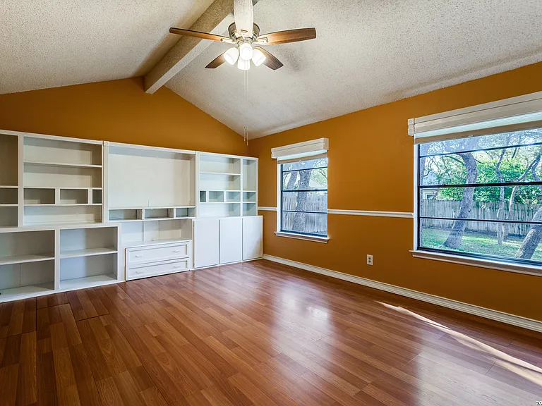 9394 Lamerton St — Photo 7