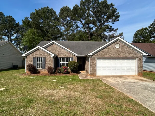 1717 Graystone Dr, Hampton, GA 30228