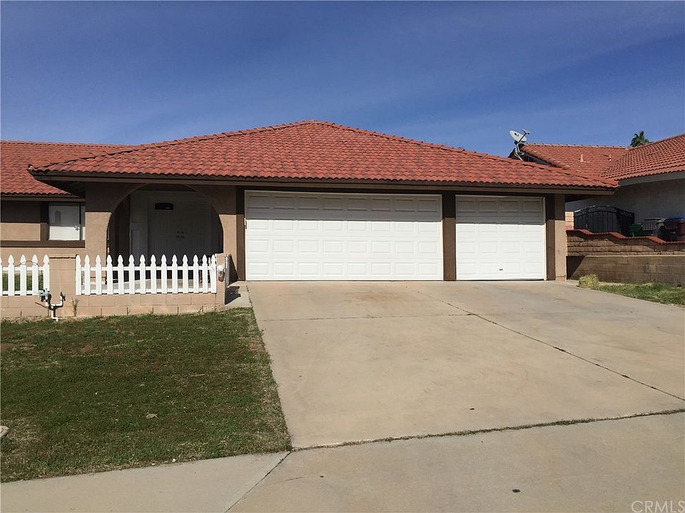 1st image of 24578 Skyland Dr