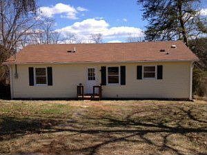 1st image of 44 Oak Grove Cir