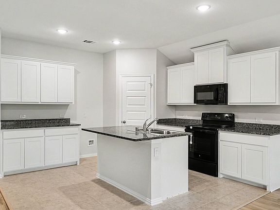 5th image of 2404 Atlantic Ave