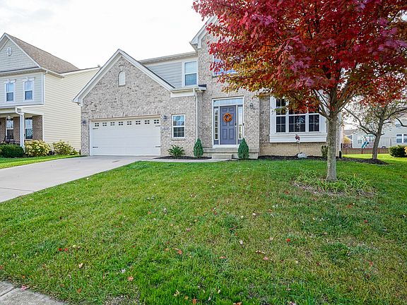 2nd image of 10945 Chapel Woods Blvd S