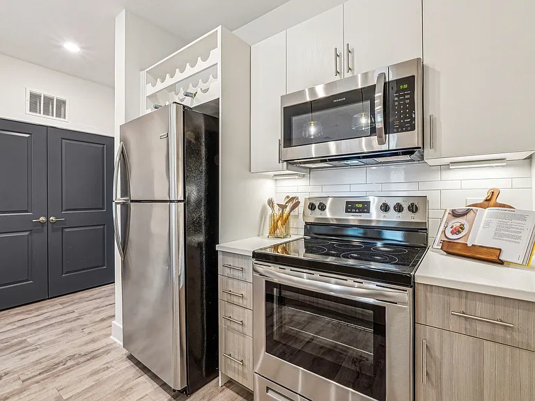 Forena Luxury Living — Photo 38