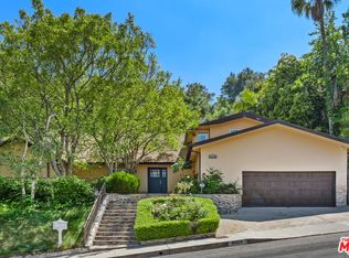 10926 Alta View Dr, Studio City, CA 91604
