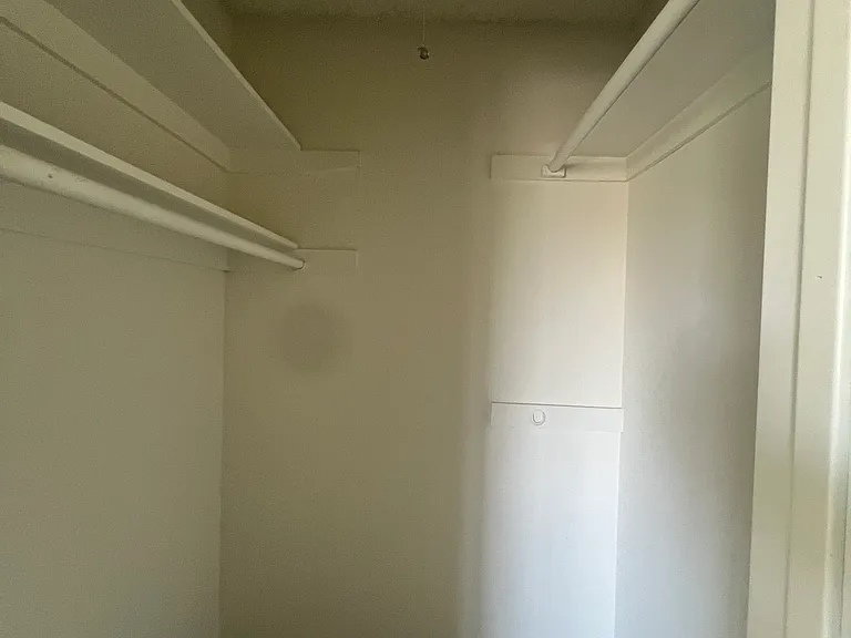 Lennox Lanai Apartments — Photo 19