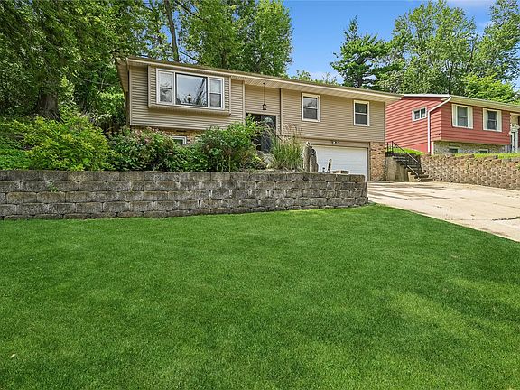 2nd image of 2717 Westwood Dr NW