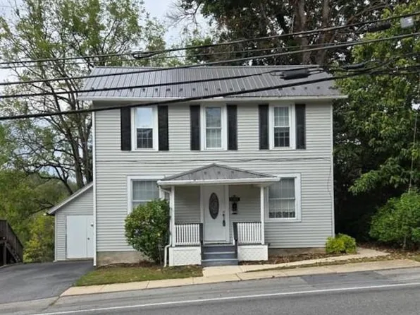 645 W Water St, Bellefonte, PA 16823