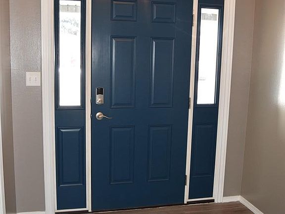 3rd image of 1565 Delmar Cir