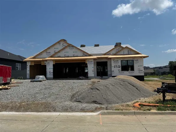 652 Rock Ridge Rd, Tiffin, IA 52340