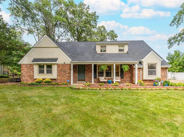 11707 Eddie And Park Rd, Saint Louis, MO 63126