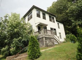 23 Sand St, Gardner, MA 01440