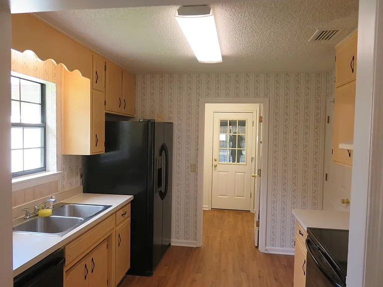 432 Merlin Way — Photo 6