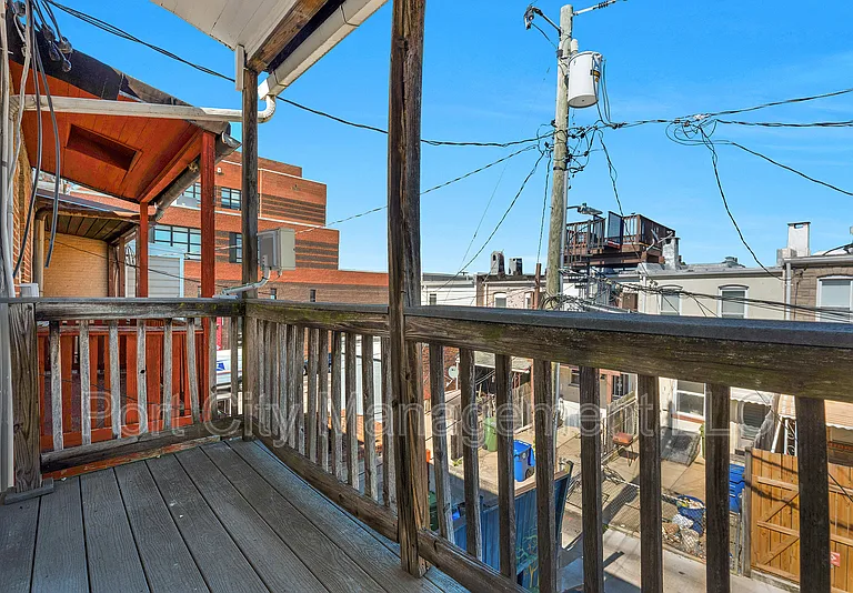 207 S Ellwood Ave — Photo 23