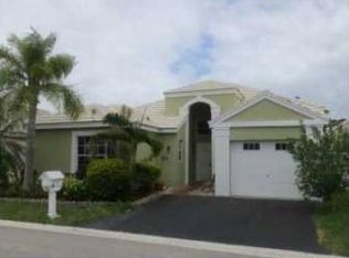 542 Clermont Ct, Weston, FL 33326