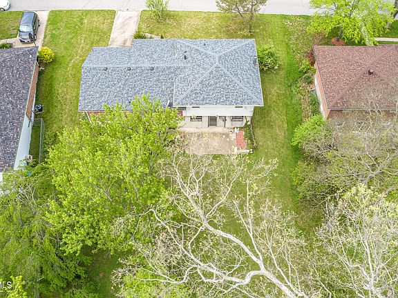 4th image of 622 Belmont Dr