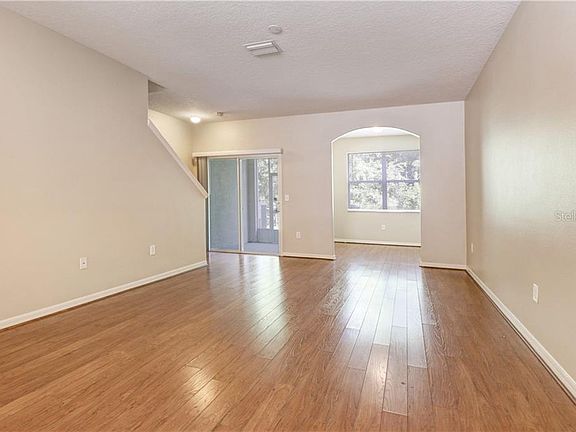 4th image of 30318 Elderwood Dr