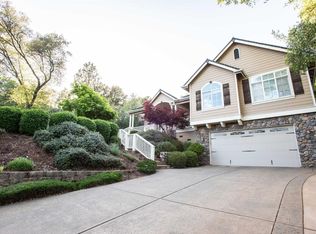 23493 Shadow Dr, Auburn, CA 95602