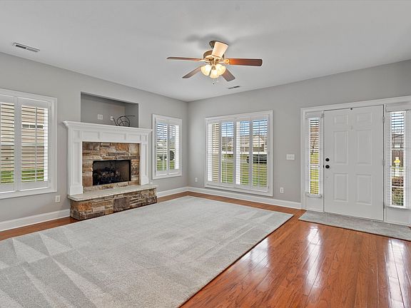 5th image of 8162 Bluegill Cir