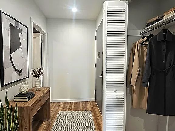 4th image of 21-01 73rd St #1P