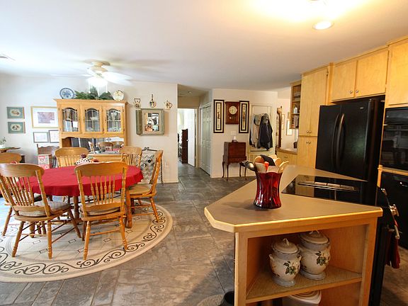 5th image of 116 Pennfield Dr