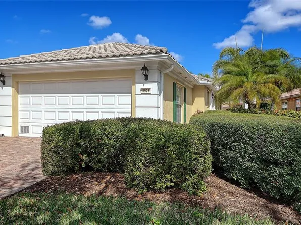 5926 Benevento Dr, Sarasota, FL 34238