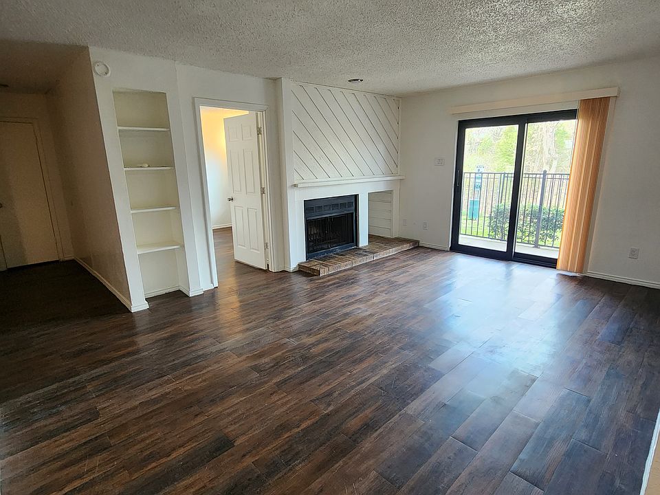 1st image of 8109 Skillman St #1021