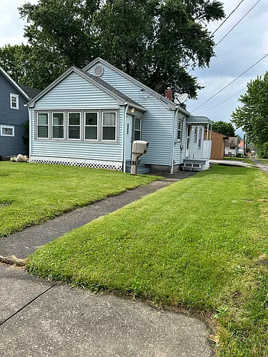 835 W College Rd Photo 1