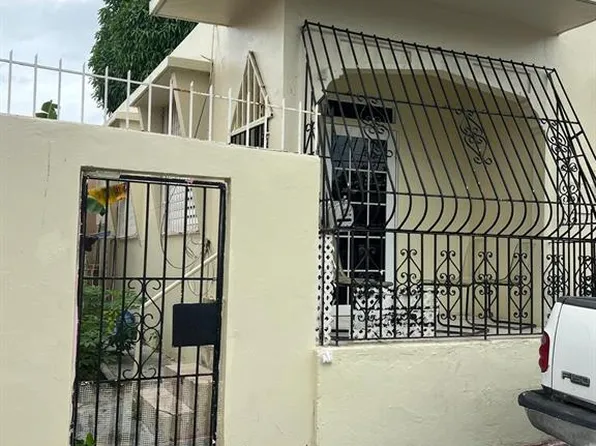 258 H BARTOLOME DE LAS CASAS, SANTURCE, SAN JUAN, PR 00915